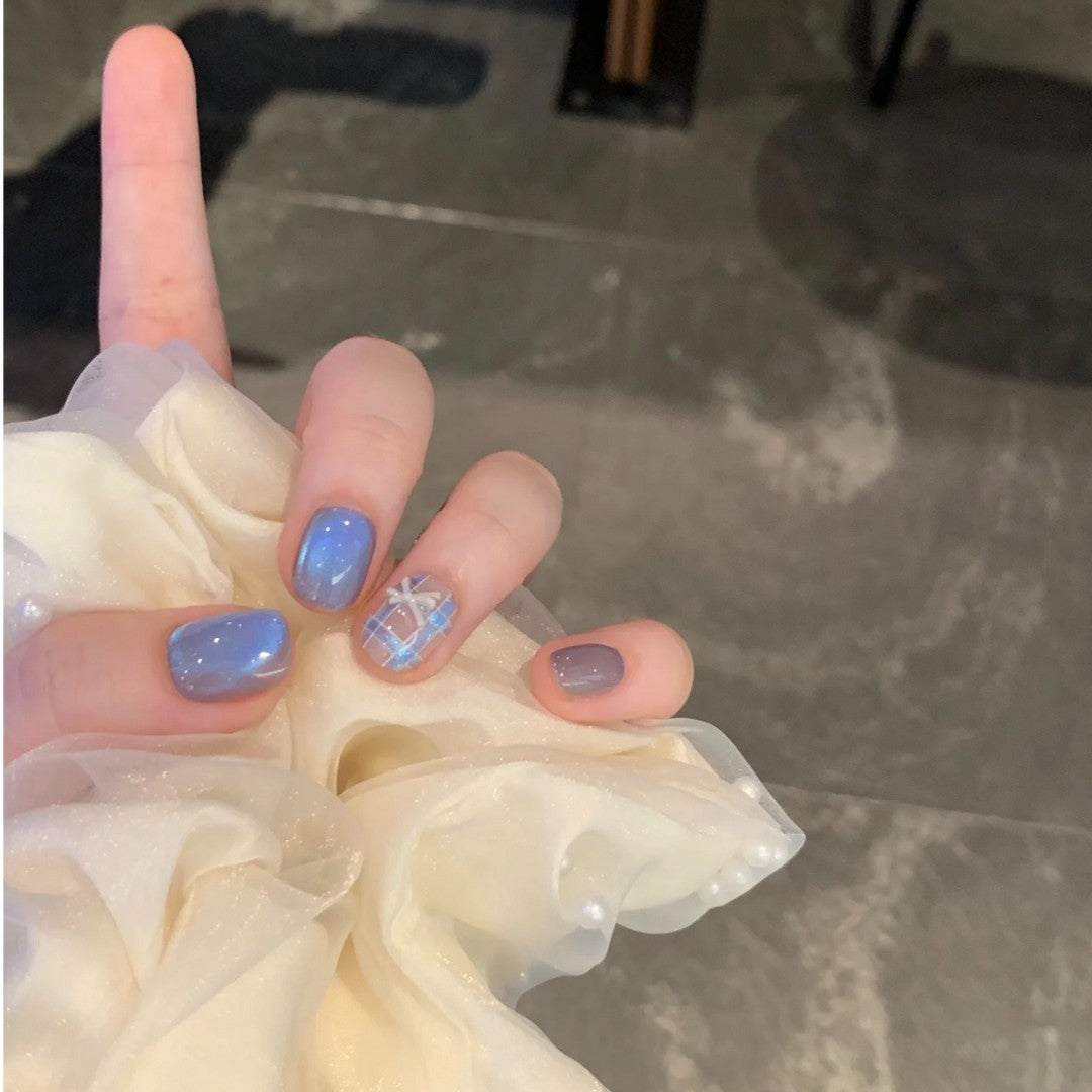 Artificial Nails with Unique Geometric Design Stornfield