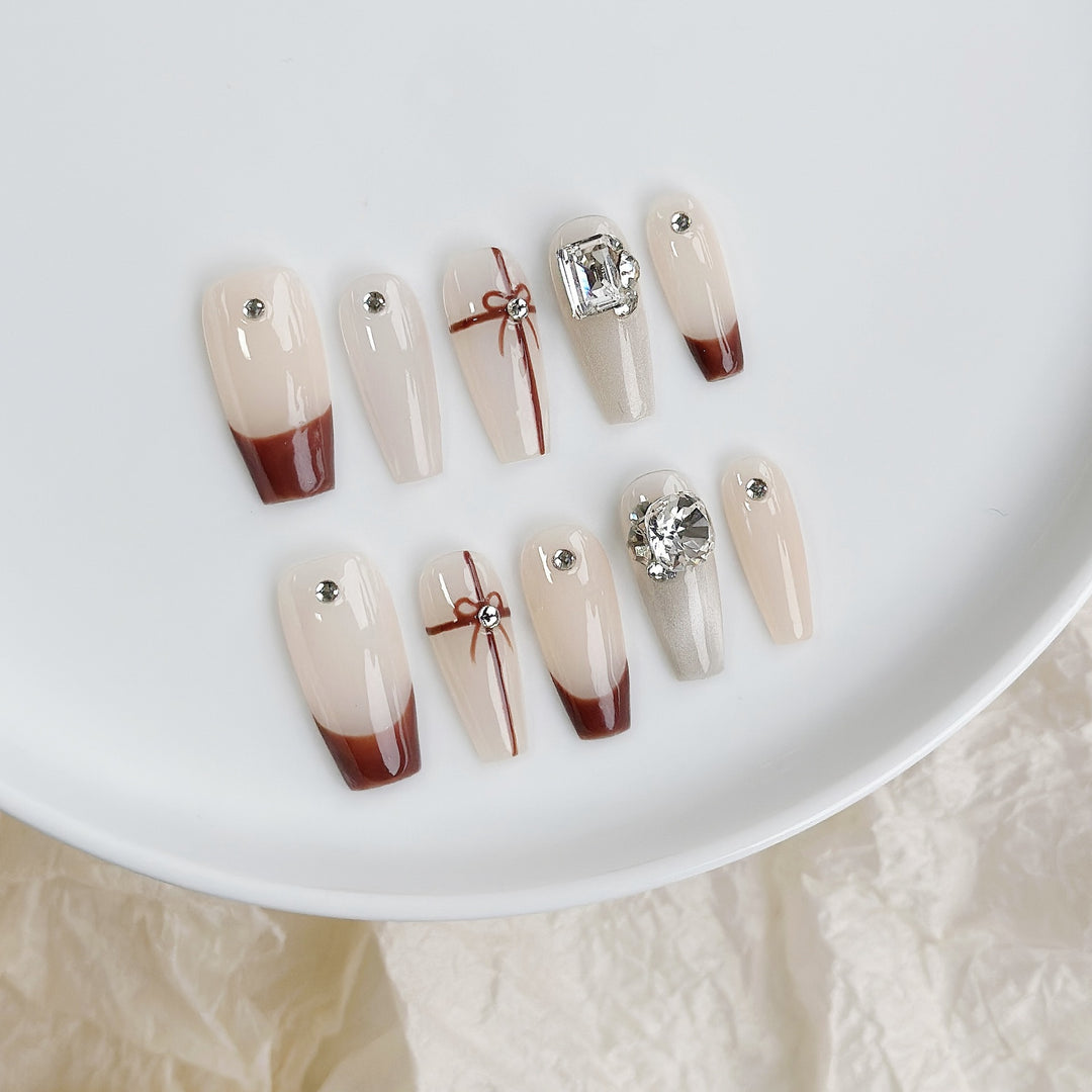 Butterfly-Embellished Press-On Nail Set