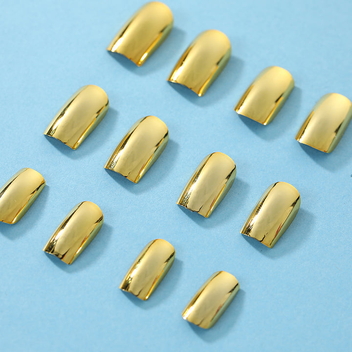 Artificials nails in creative design Stornfield