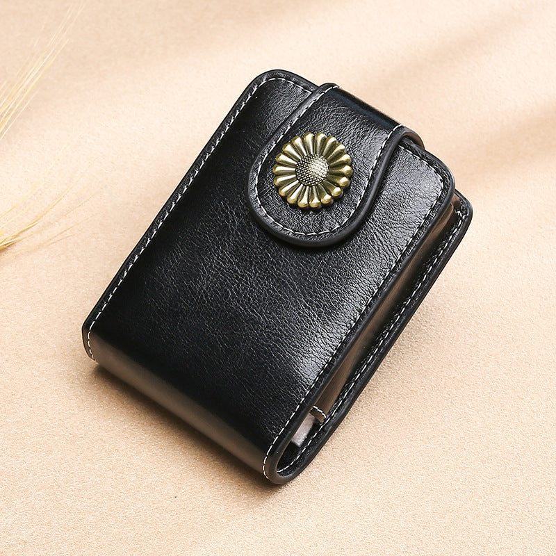 Vintage Leather Buttoned Coin Purse Stornfield