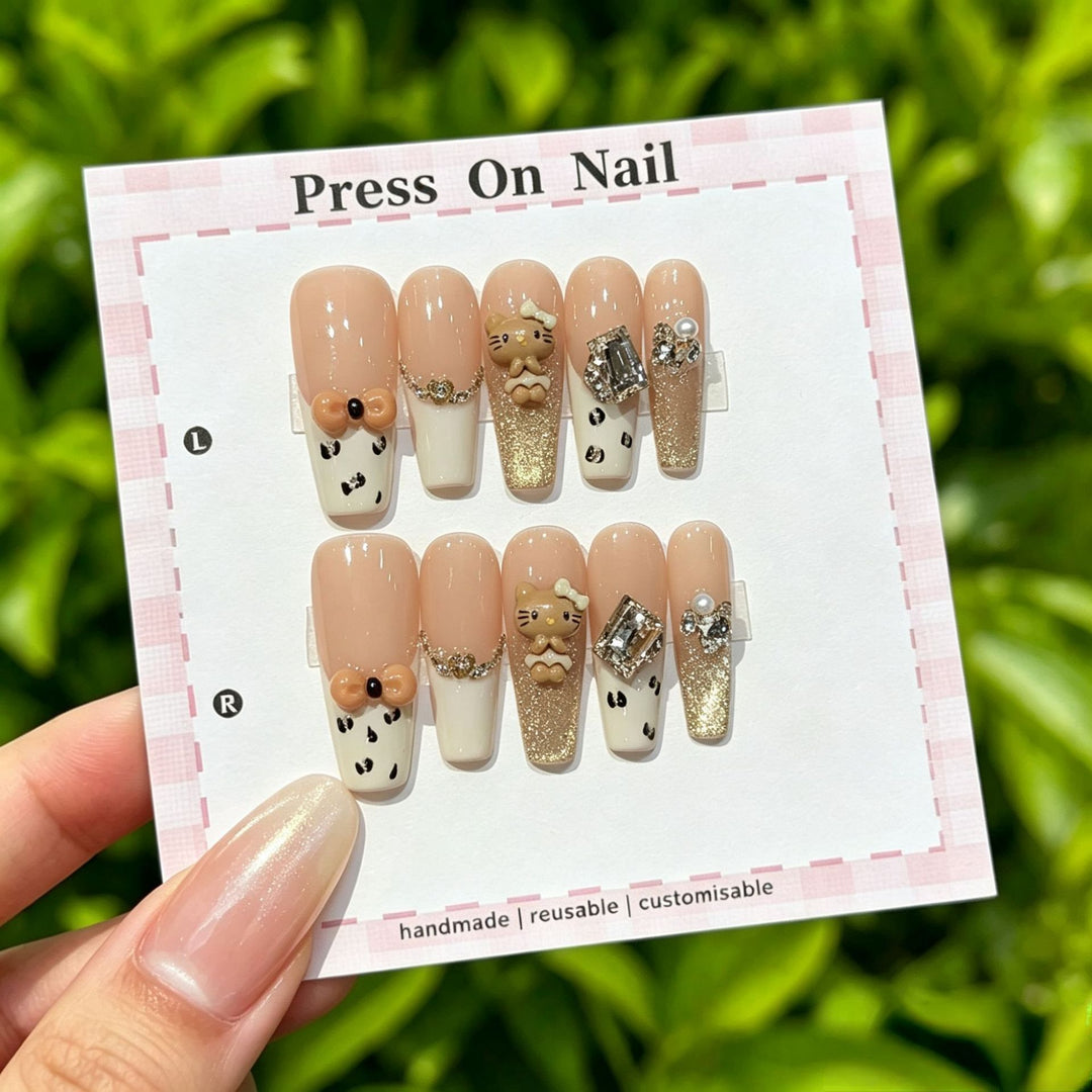 Decorative Press-On Nail Set with Gem Accents  1791774365