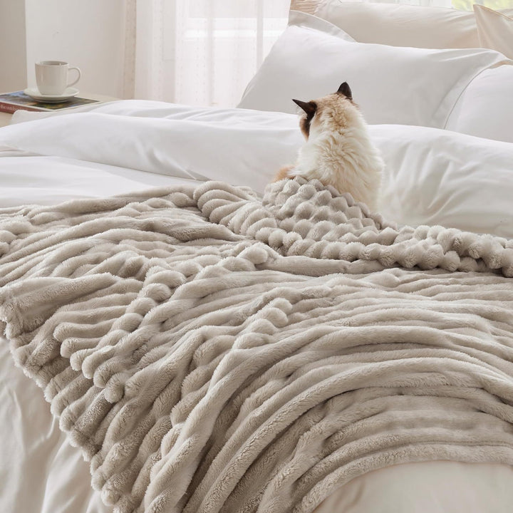 Cozy Plush Throw Blanket Stornfield
