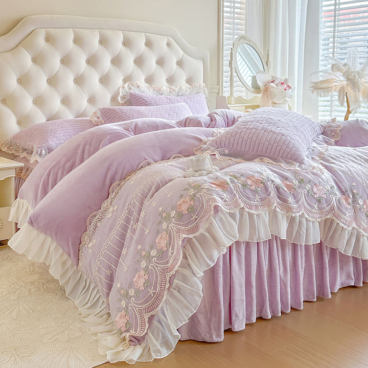 Embroidered Floral Bedding Set