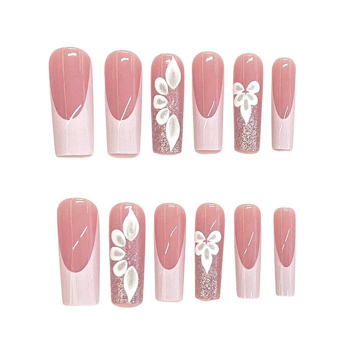 Elegant Floral Design Press-On Nails Stornfield