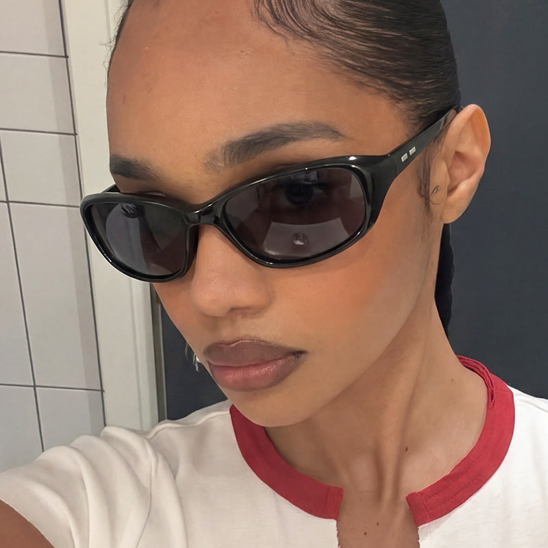 Women's sporty sunglasses with wide, ergonomic frame Stornfield