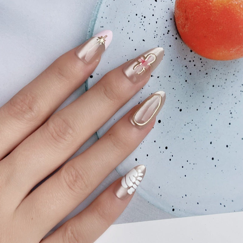 Artistic Press-On Nail Set with Elegant Floral Accents Stornfield