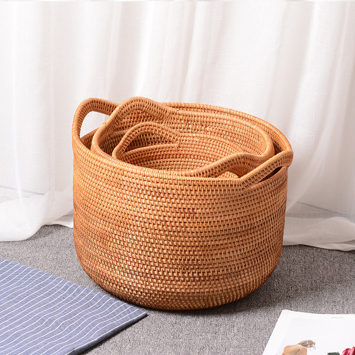 Women Elegant hand-woven basket with practical handles Stornfield