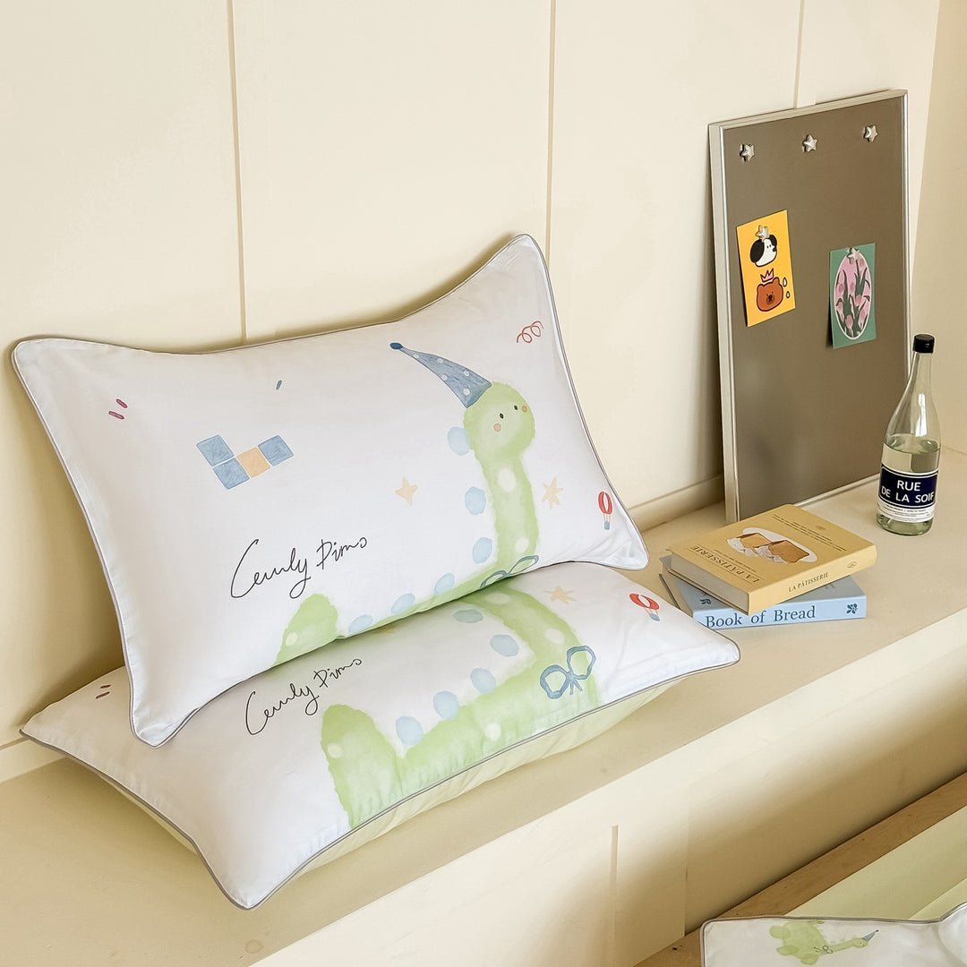 Children's Pillowcase Set with Cute Unicorn Print and Fine Satin Quality