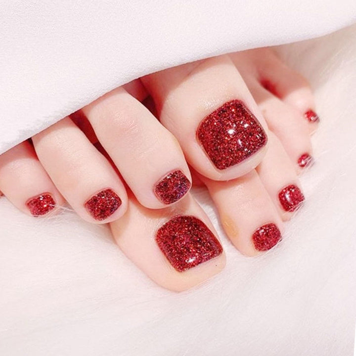 Glittery Nail Set Stornfield