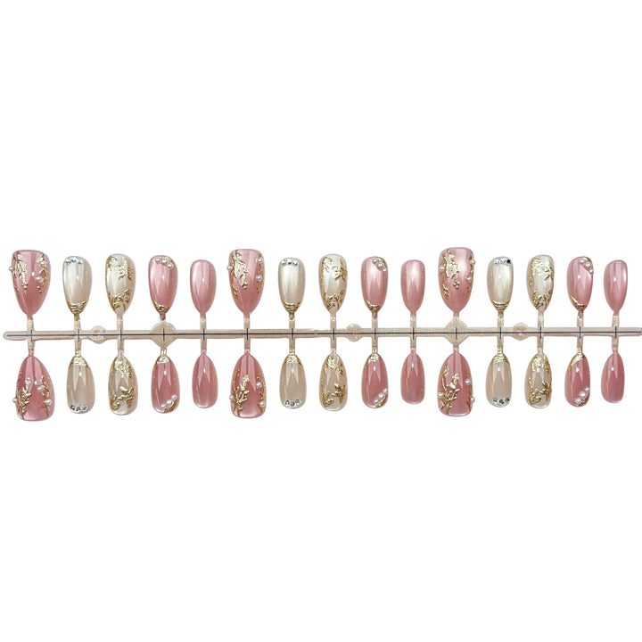 Elegant Floral-Design Press-On Nail Art Set