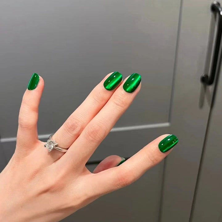 Press-On Nail Tips Stornfield