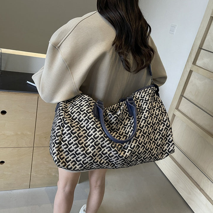 Stylish Multifunctional Travel Bag Stornfield