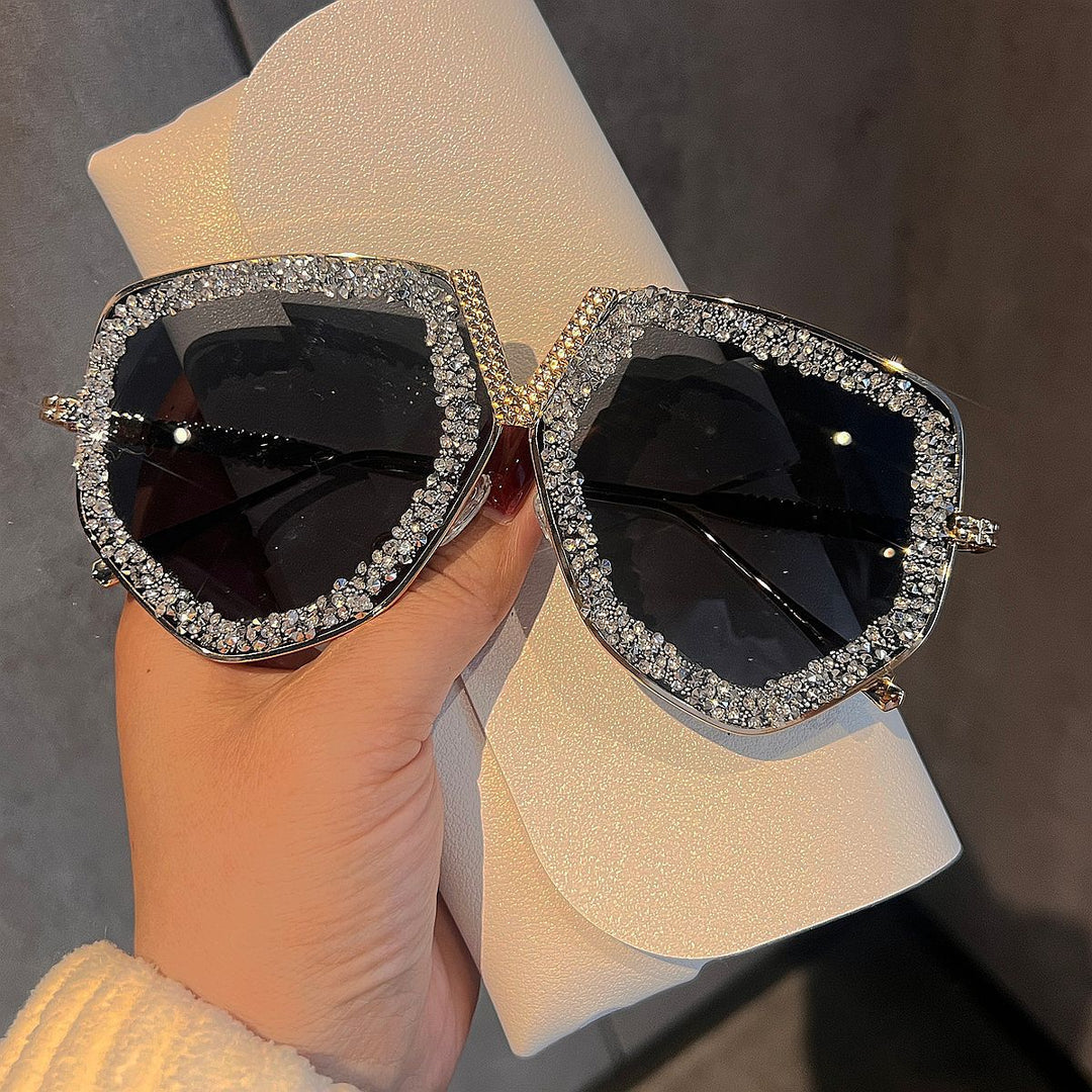 Ladies luxurious sunglasses with glamorous rhinestone frame Stornfield
