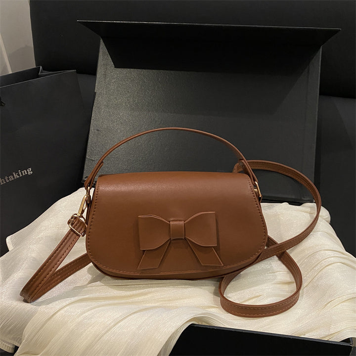 Elegant Bow-Detail Crossbody Bag