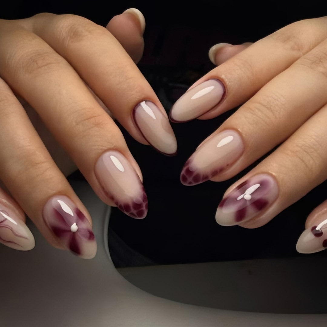 Elegant and creative nail art set Stornfield