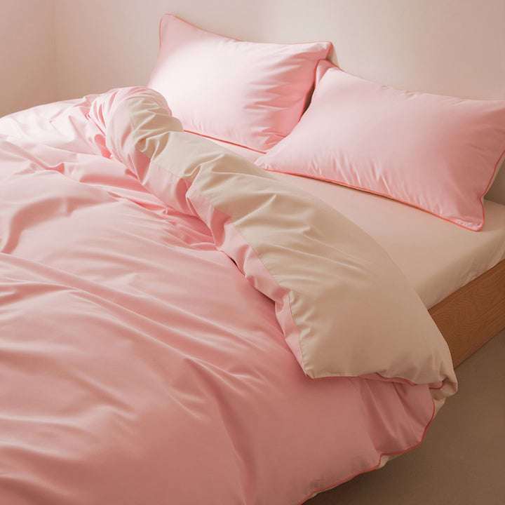 Cotton satin bedding set with fine contrast piping