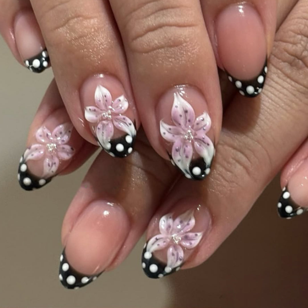 Elegant artificial nails with floral accents Stornfield