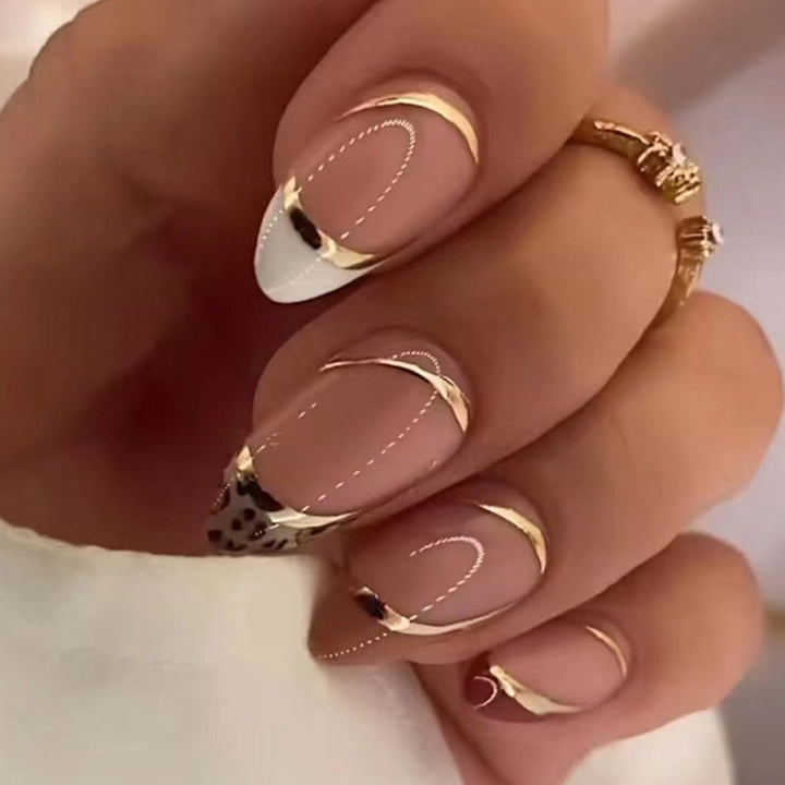 Elegant Nail Design Set Stornfield