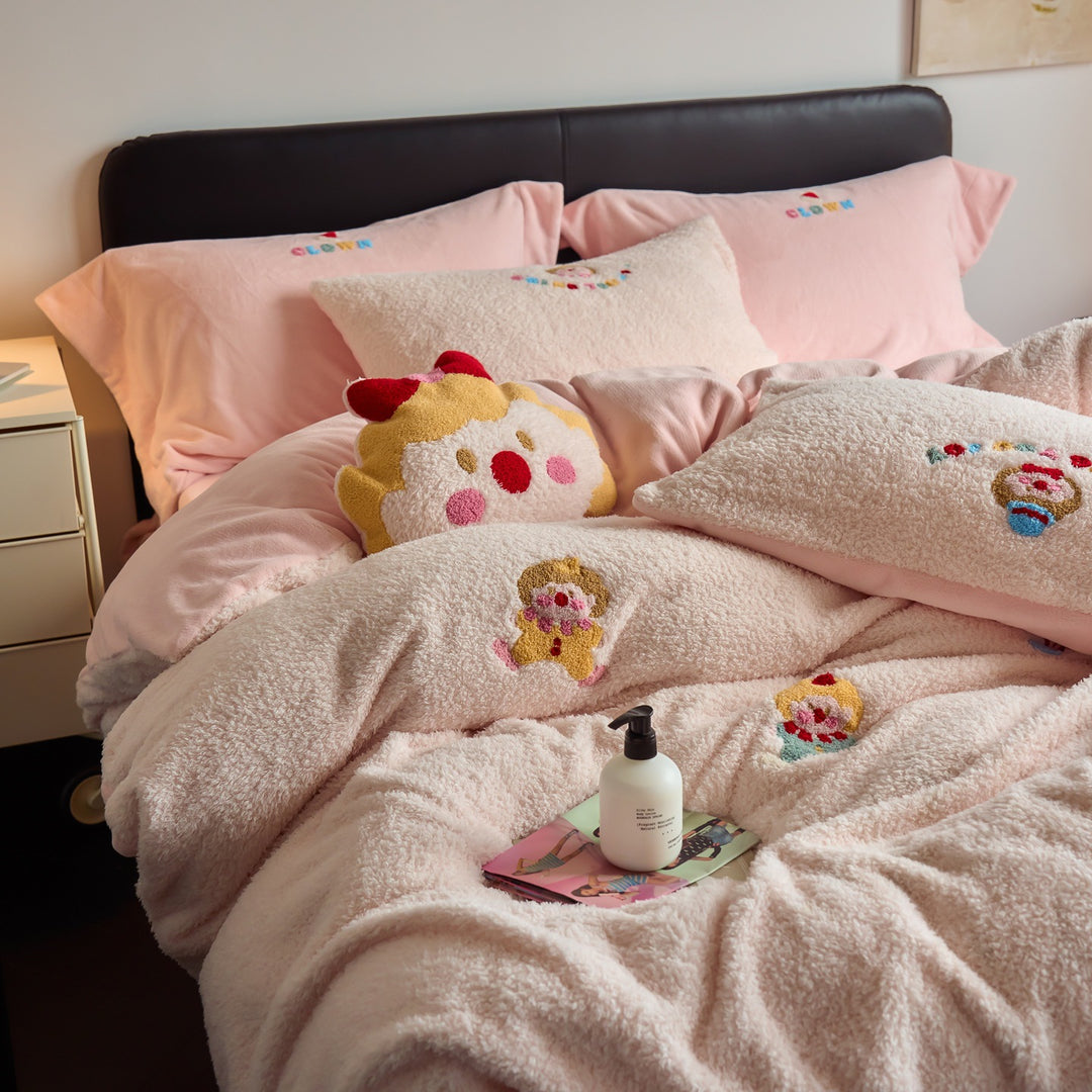 Plush Sherpa Embroidered Cartoon Dog Duvet Cover Set