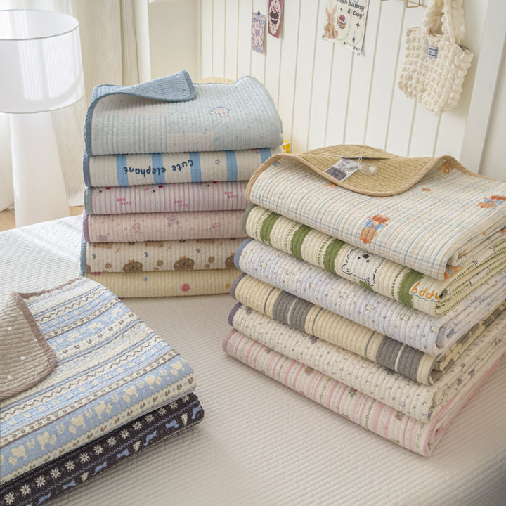 Lightweight Quilted Cotton Bedspread and Mattress Coverlet Set