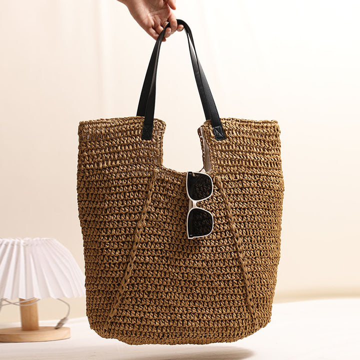 Stylish and Spacious Rattan Bag Stornfield