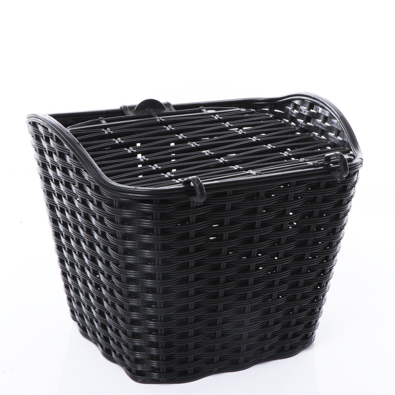 woven front bicycle basket with hinged lid and universal handlebar mount Stornfield