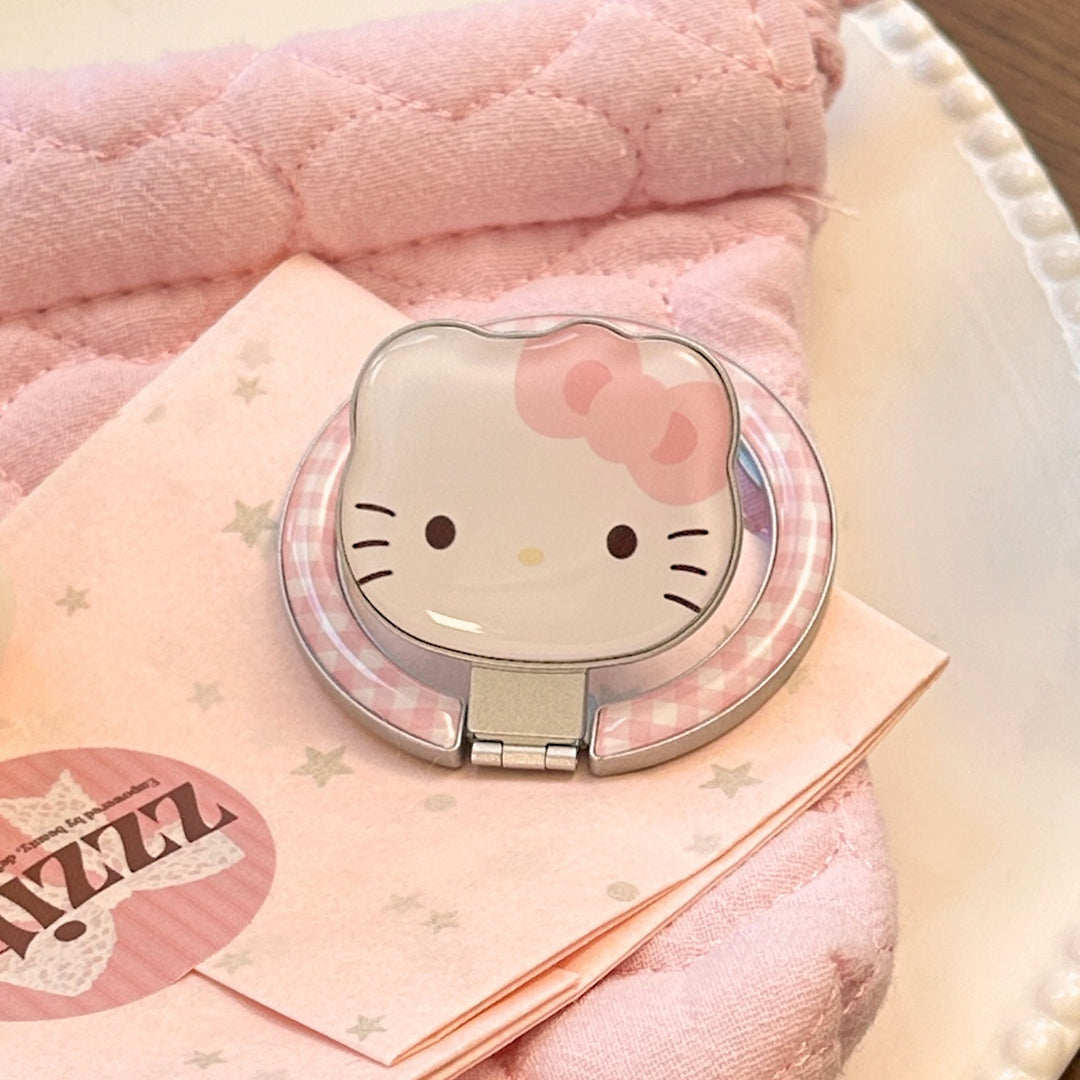 Hand mirror in heart-shaped design with cute bear motif Stornfield