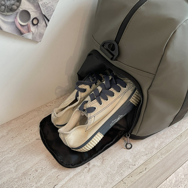 Travel and Sports Bag with Water-Repellent Material and Many Compartments Stornfield