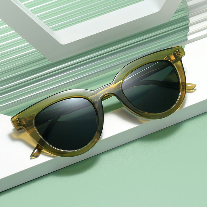 Ladies stylish cat eye sunglasses Stornfield