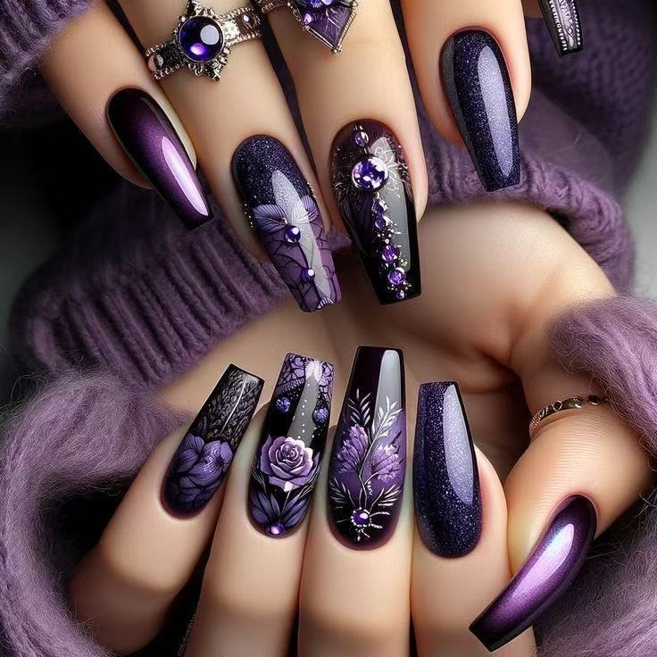 Elegant and creative art nails Stornfield
