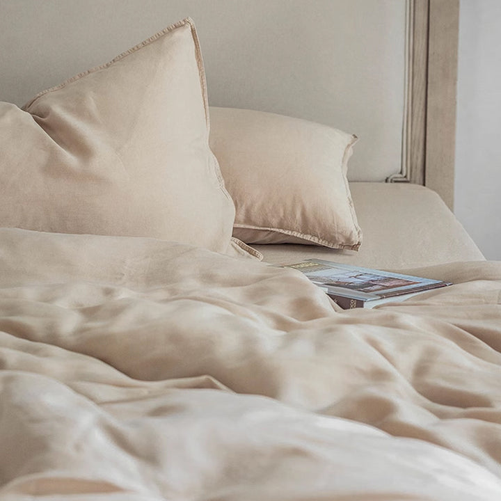 Luxurious stonewashed linen bedding set with a soft feel and hotel closure