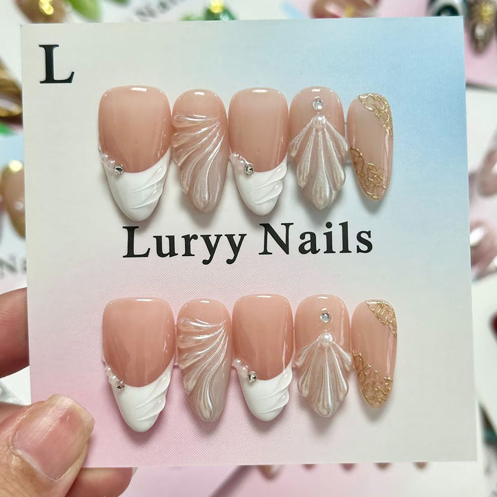 Chic Press-On Nail Art Set with Elegant Design Stornfield