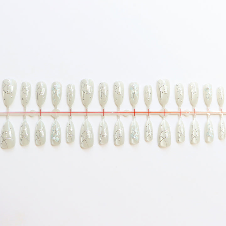 Elegant Press-On Nail Art Collection Stornfield