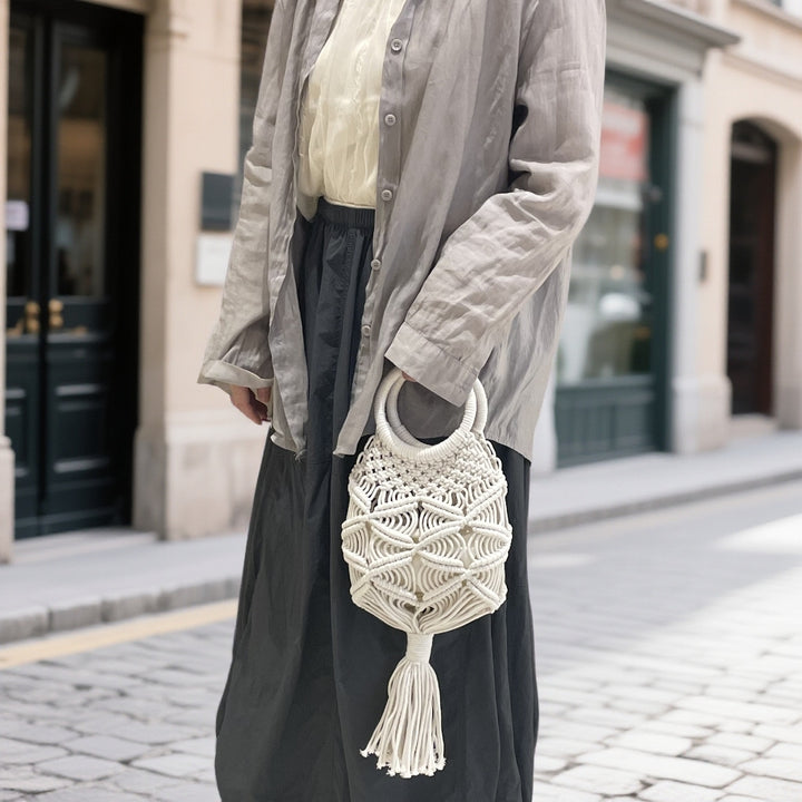 Hand-knotted macramé bag with tassels Stornfield