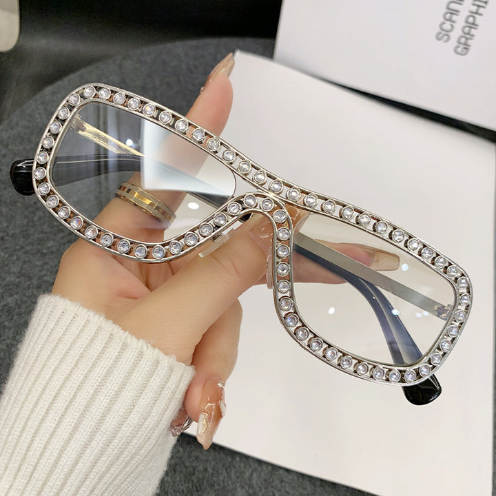 Women's extravagant Cat-Eye sunglasses with golden accents Stornfield