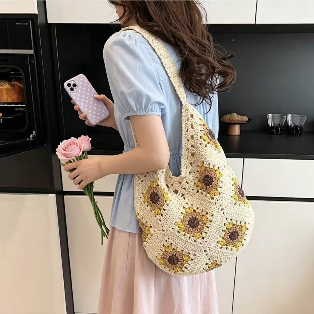 Shoulder bag with unique crochet pattern Stornfield