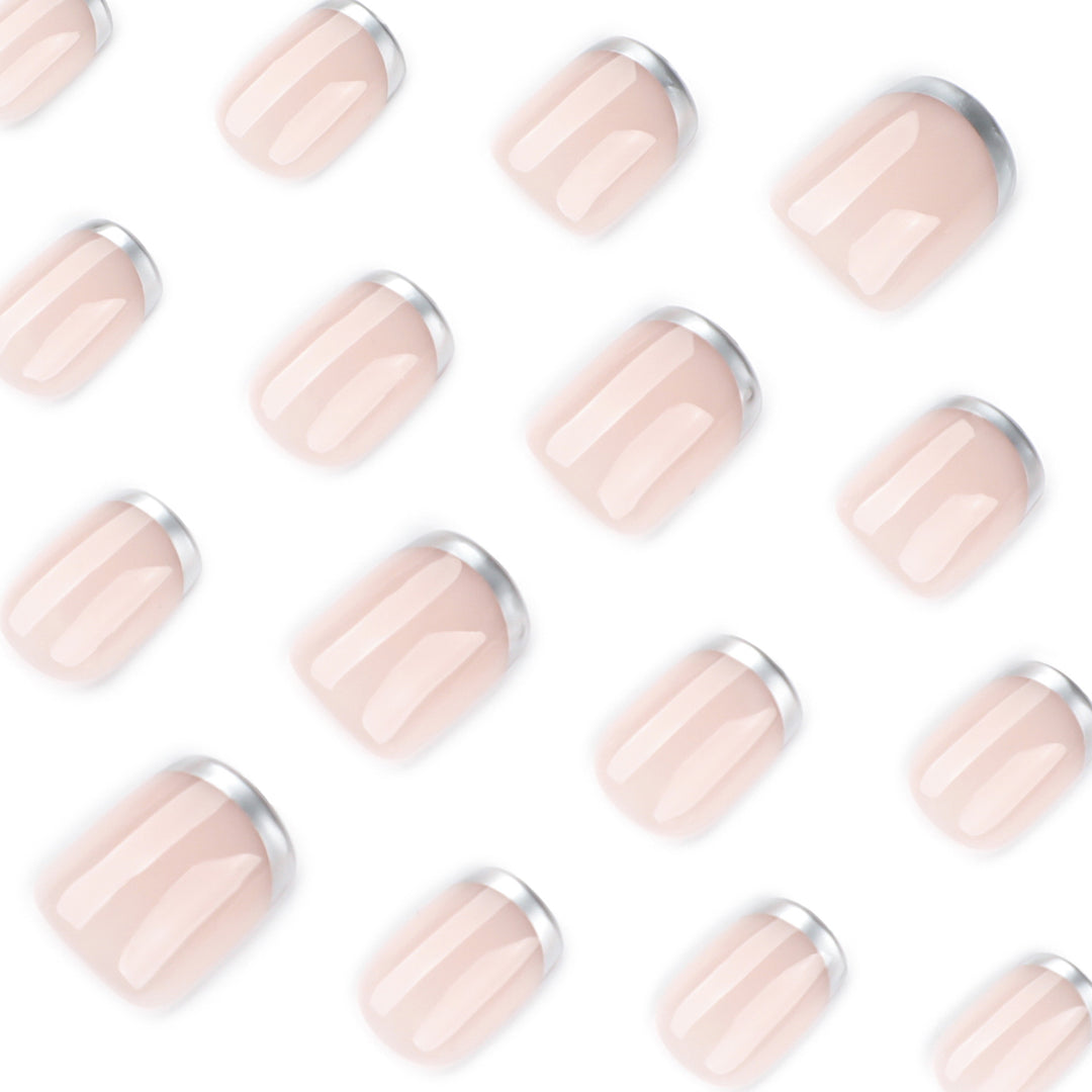 Elegant French-Tip Nail Art Stornfield