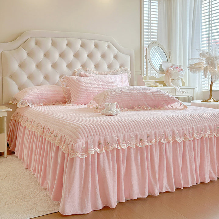 Embroidered Floral Bedding Set