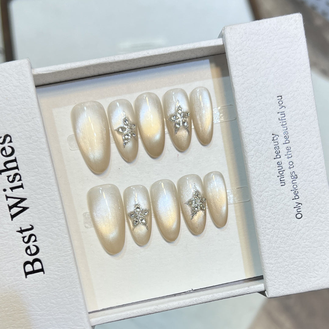 Star-Embellished Press-On Nail Art Set Stornfield