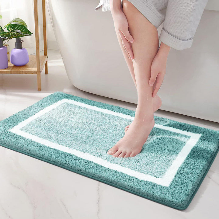 Plush Microfiber Bath Mat
