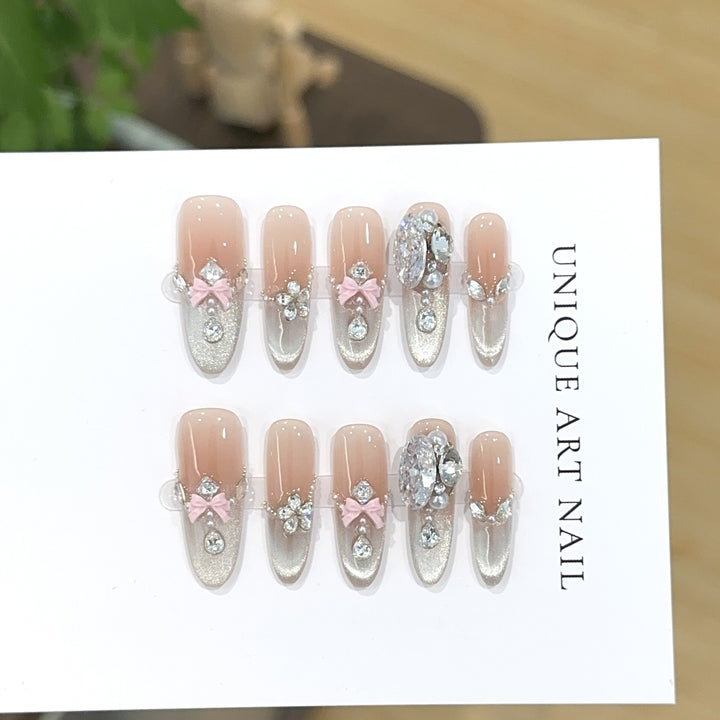 Glamorous Rhinestone and Bow Decorated Press-On Nail Set