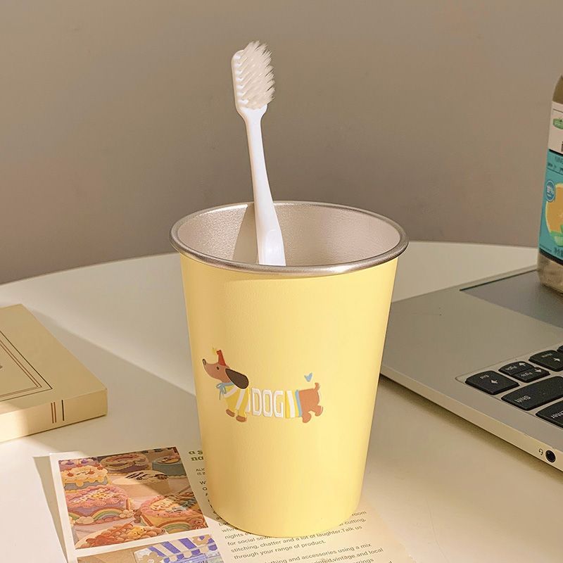 Toothbrush Holder in Modern Dog Design Stornfield