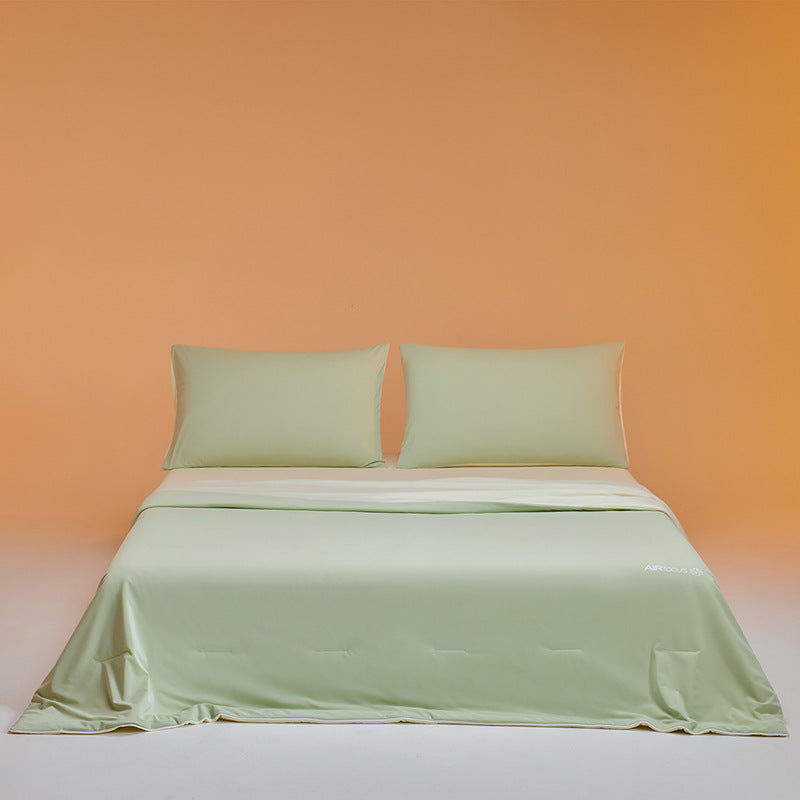 Ladies premium Satin bedding set with elegant structure Stornfield