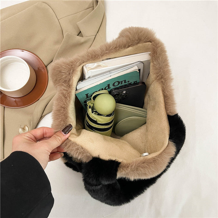 Plush shoulder bag with cat motif Stornfield