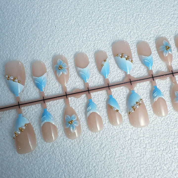 Elegant artificial nails with floral accents Stornfield