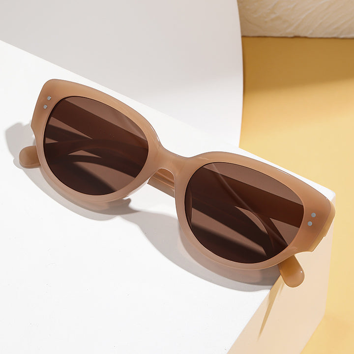 Ladies fashionable Cat-Eye glasses with trendy thick frame Stornfield