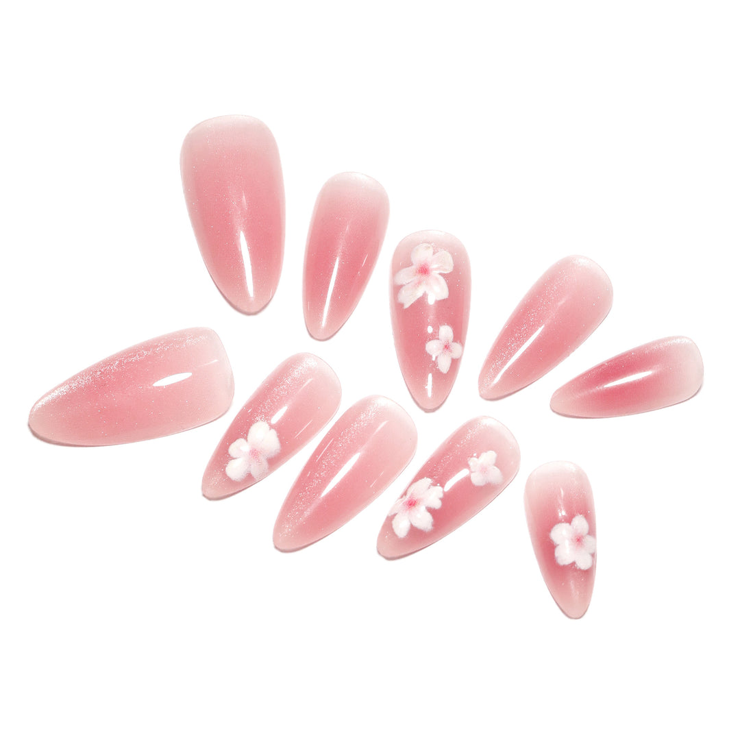 Artificial nail art with floral design Stornfield