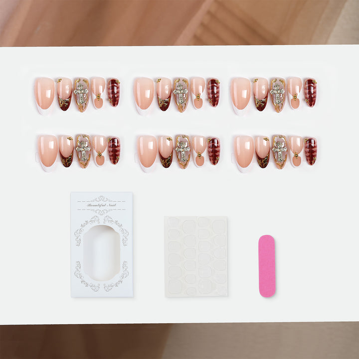 Artificial nails with elegant glitter and jewelry details Stornfield
