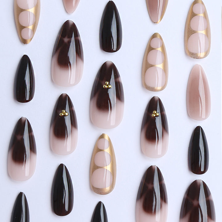 Artificial nails with luxurious style elements Stornfield