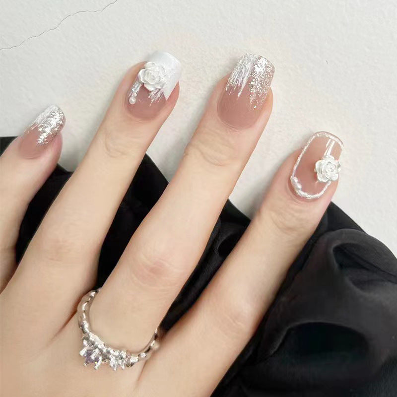 Stylish heart and ombre design artificial nails Stornfield